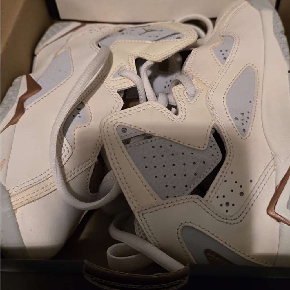 Jordan Kids White and Brown Sneakers - Picture 8 of 15